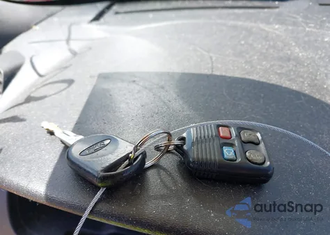 2010 Ford Focus Se z USA, uszkodzony, nr VIN 1FAHP3FN1AW163764